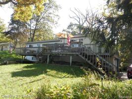 220 Oak Island