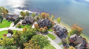1004 THOMPSON SHORE Drive