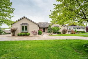 7390 MACEDAY LAKE Road