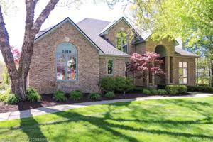 1619 WANDREI Court