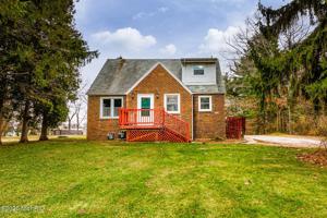 3533 Lakeshore Drive