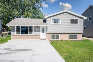 39351 S LAKESHORE E Drive