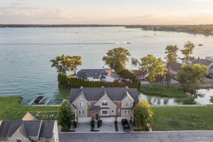 1522 WAYWARD Drive