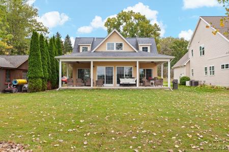 4547 Round Lake Highway