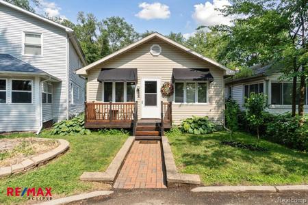 2435 Kleist Court