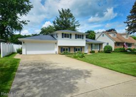 6011 SUNNYDALE Road