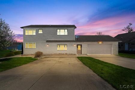 11394 Sauk