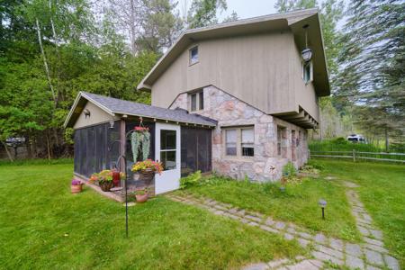 2840 Crescent Beach Road