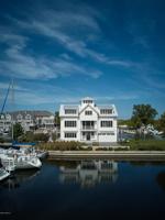 120 Peninsula Drive
