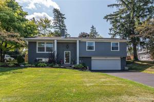 2033 MEADOW RIDGE Drive