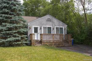 3976 BEECHGROVE Drive