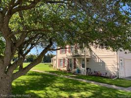 2837 GLENWOOD Court