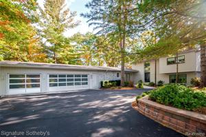 7121 DEER LAKE Court