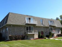 3626 Lakeshore Drive