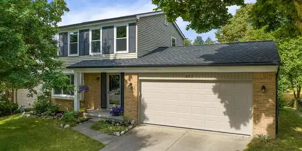 452 THORNEHILL Trail