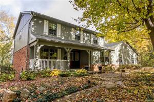7064 VALLEY PARK Drive