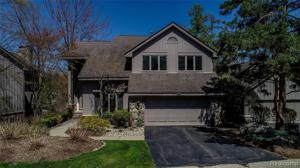 4919 WOODCLIFF HILL N Road