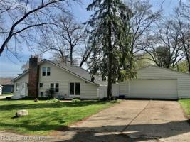 7225 COLONY Drive