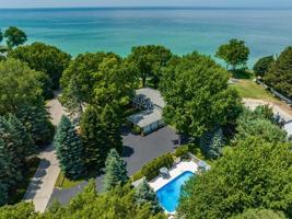 2727 Lake Bluff Terrace