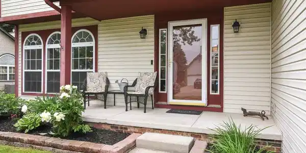 617 Thornehill Trail