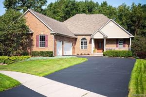 163 BEAUMONT Court