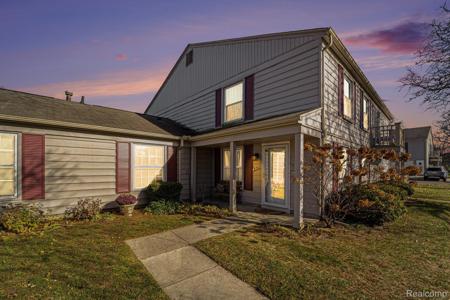 2705 Fox Hollow Court