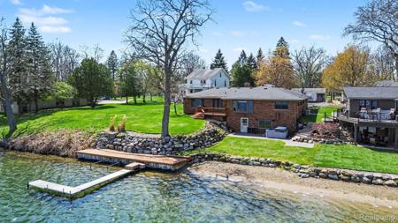 2596 N Williams Lake Road