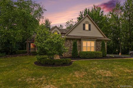 930 Chemung Forest Drive