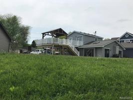 490 CANAL Drive