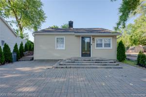 3037 NORCOTT Drive