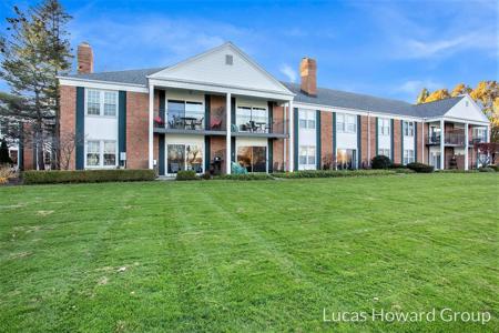 2311 Wealthy SE Street