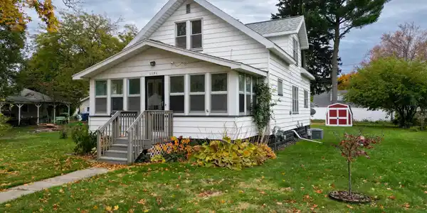 Image 3: 1151 W Dale Ave-40