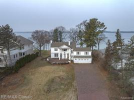 3742 Erie Drive