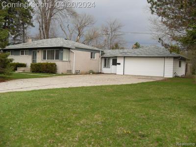 6676 Northview Drive