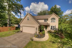 4072 GREEN LAKE Road