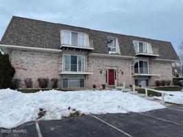 3614 Lakeshore Drive