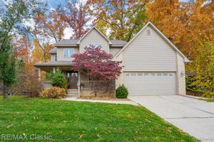 1288 VIEFIELD Drive