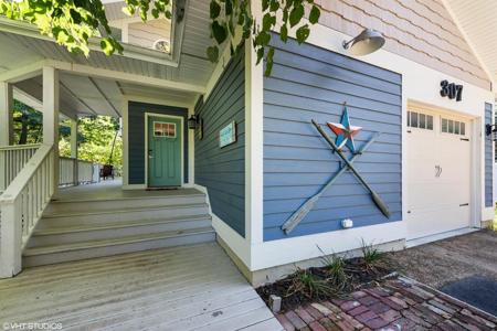 307 W Michigan Street