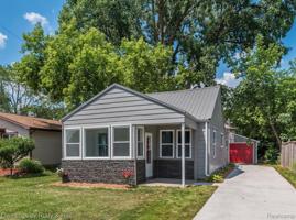 2824 SCHROEDER Boulevard