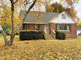 5986 Flemings Lake Road