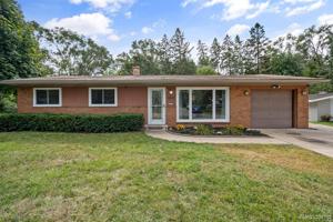 2047 HELMSFORD Drive