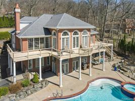 6899 DEERHILL Drive
