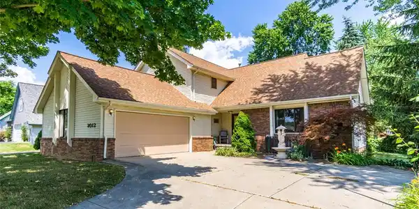 3012 HUNTINGTON PARK Drive