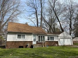 3341 Royal Boulevard
