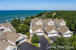 750 Spyglass Hill