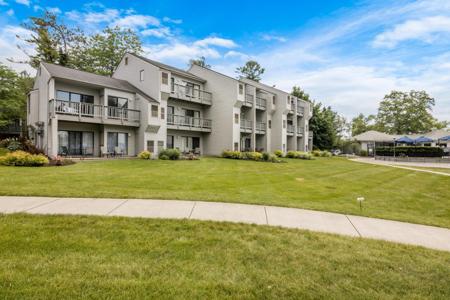 5584/5585 Creeks Crossing