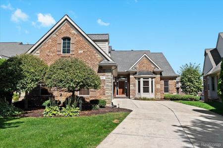 10817 Cliffview Drive