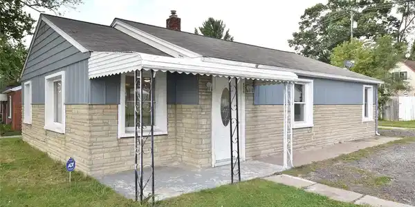 4950 ELIZABETH LAKE Road