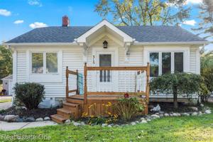 315 S WINDING Drive