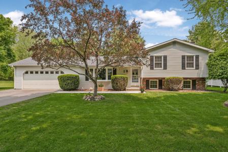 7927 Peaceful Valley Road